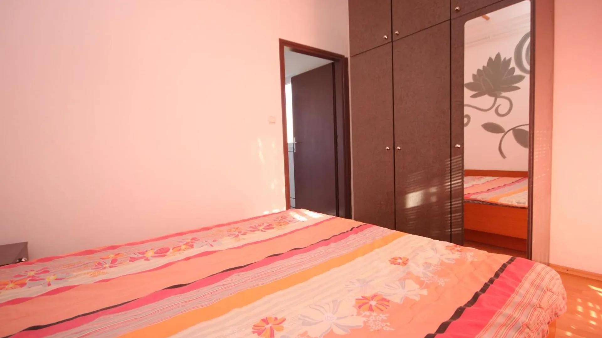Apartments With A Parking Space Fazana - 7230